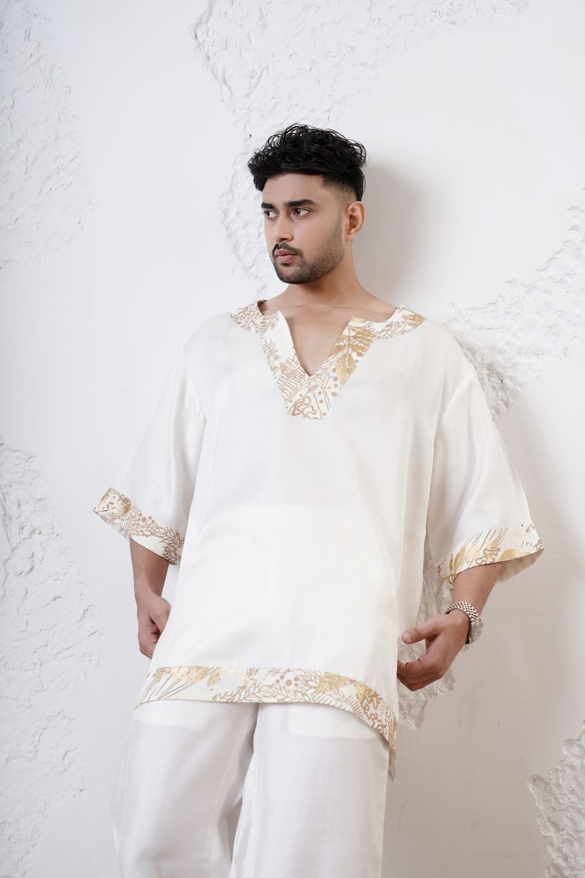 Kaftan Foil Kurta with Straight Fit Pants