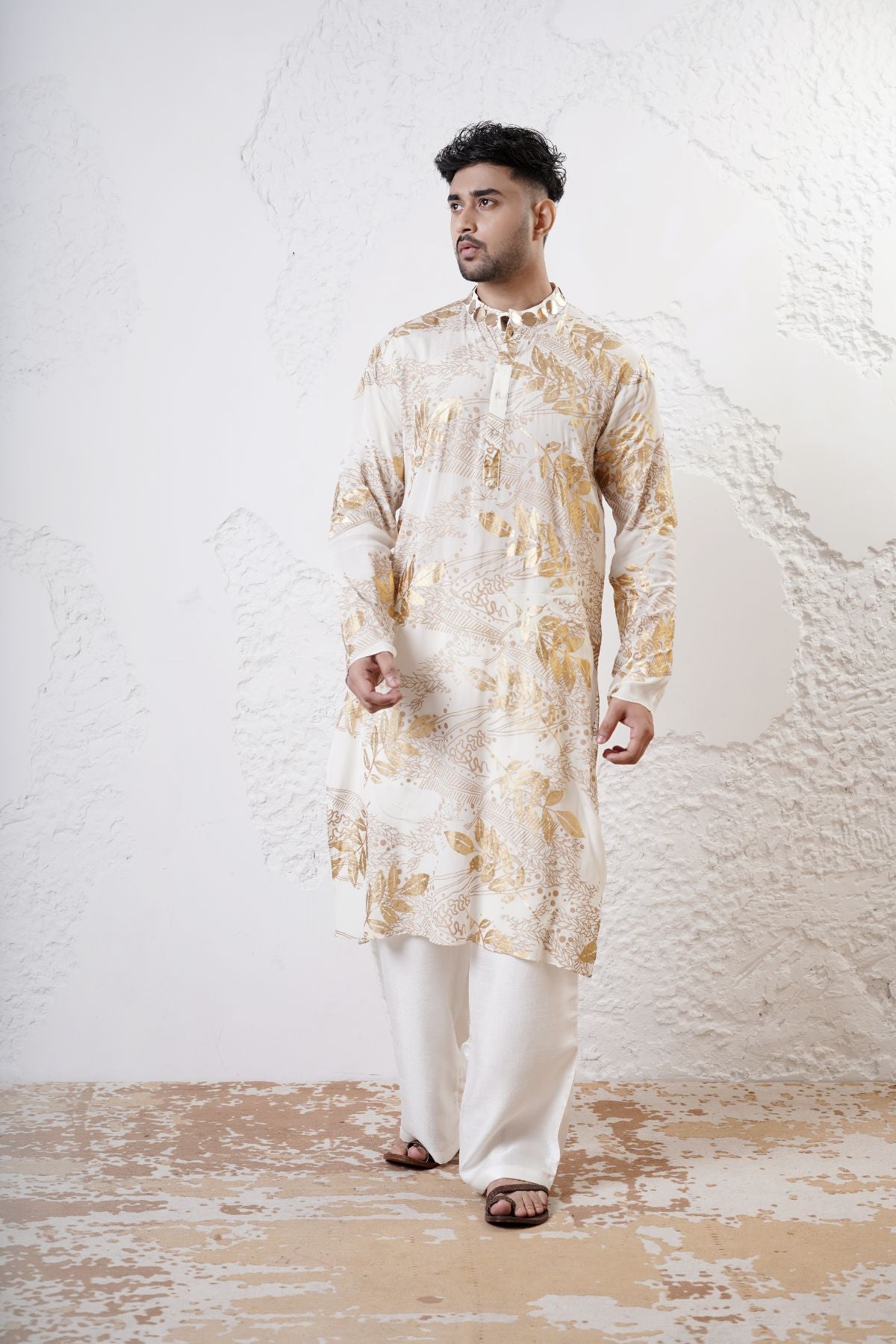 Foil Printed Kurta with Straight Pants