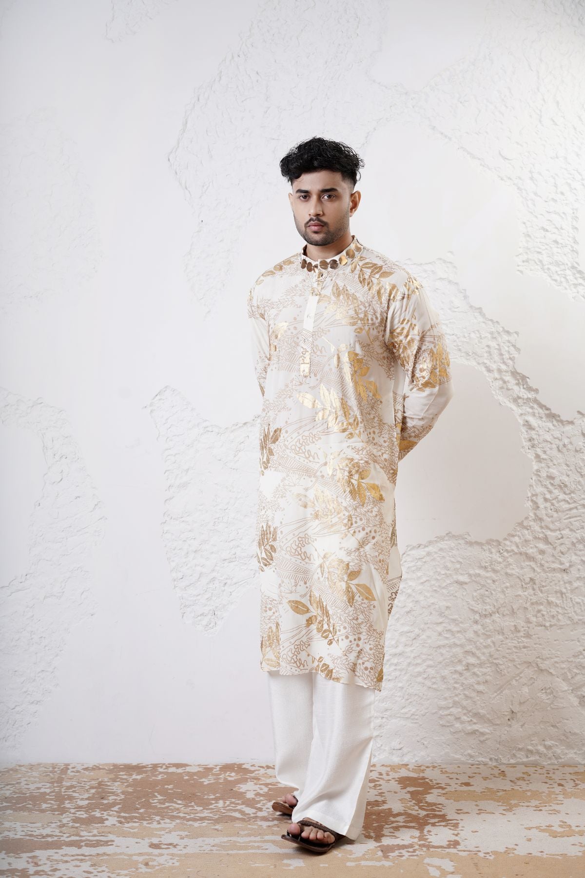 Foil Printed Kurta with Straight Pants