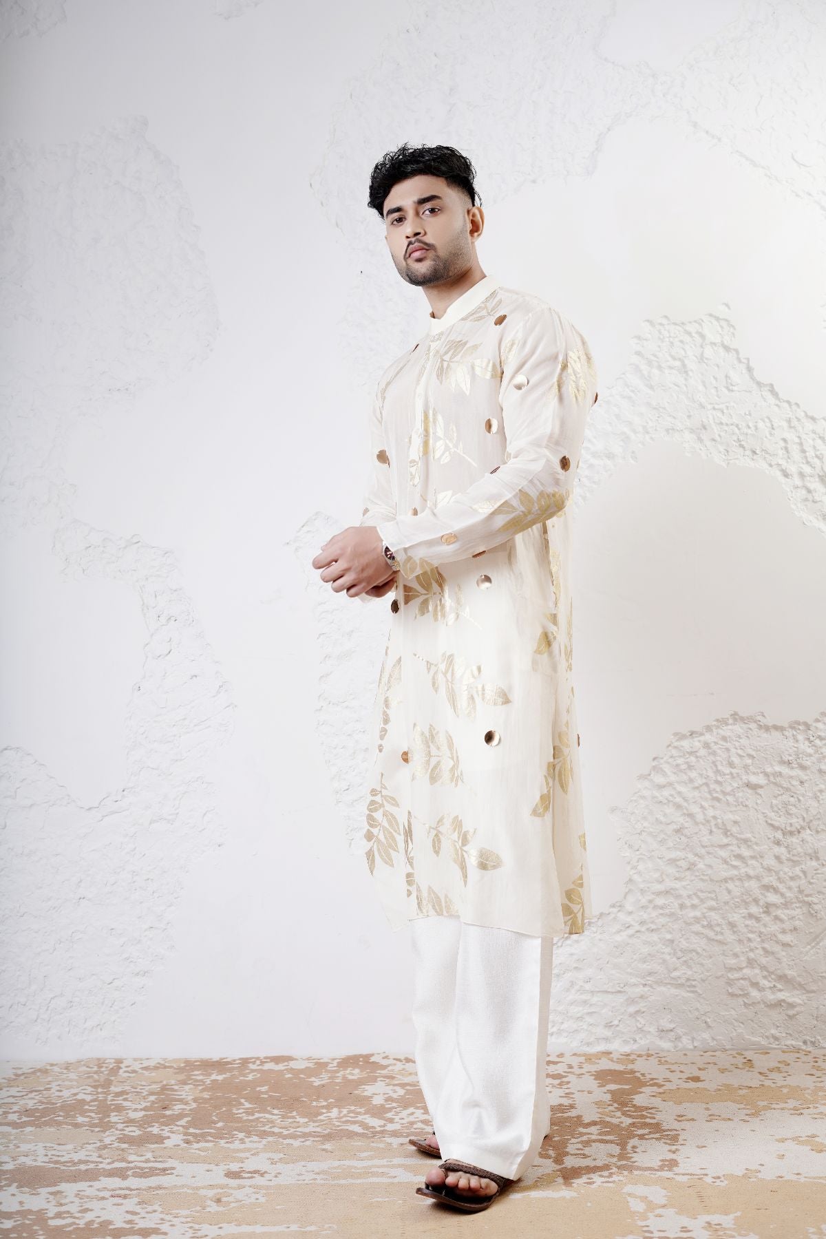 Foil Leaf Kurta with Straight Pants