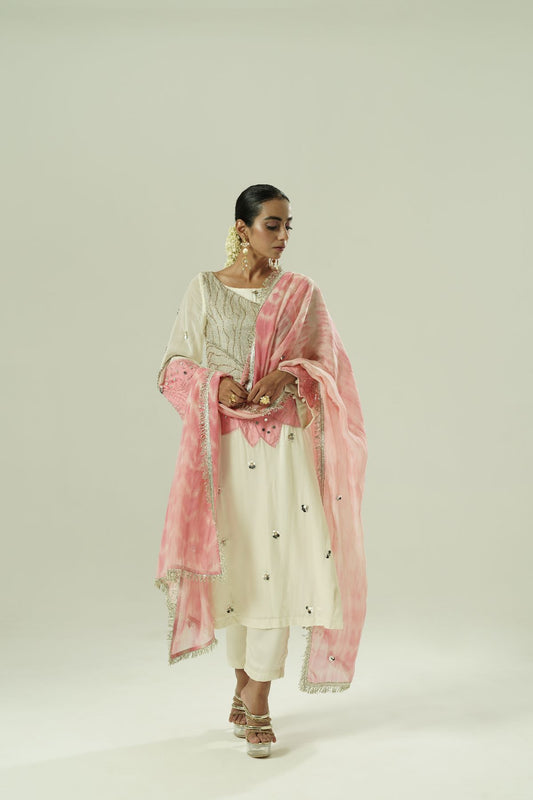 Lilly Straight Kurta Set