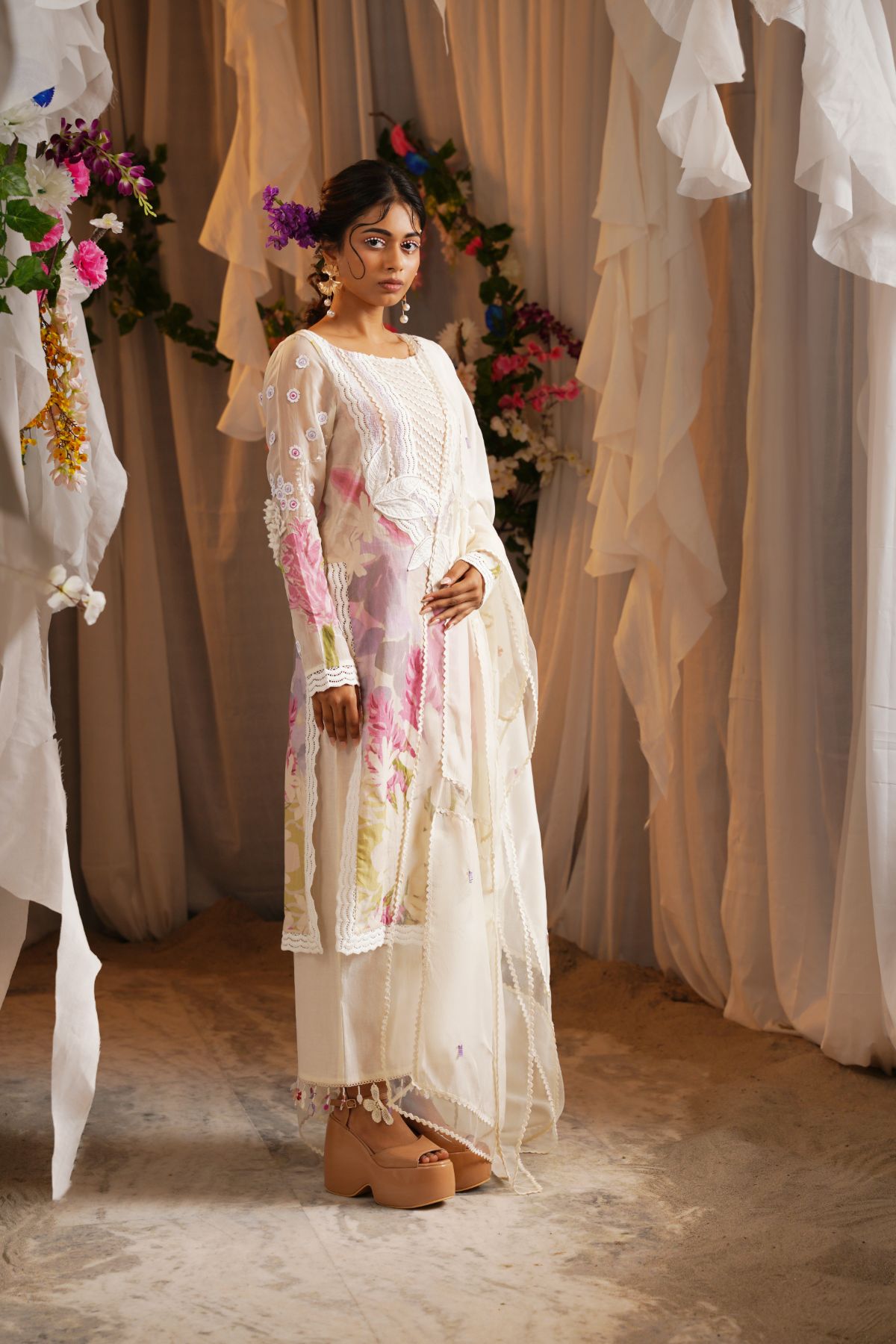 Vally Printed Kurta With Cropped Pants And Panelled Dupatta