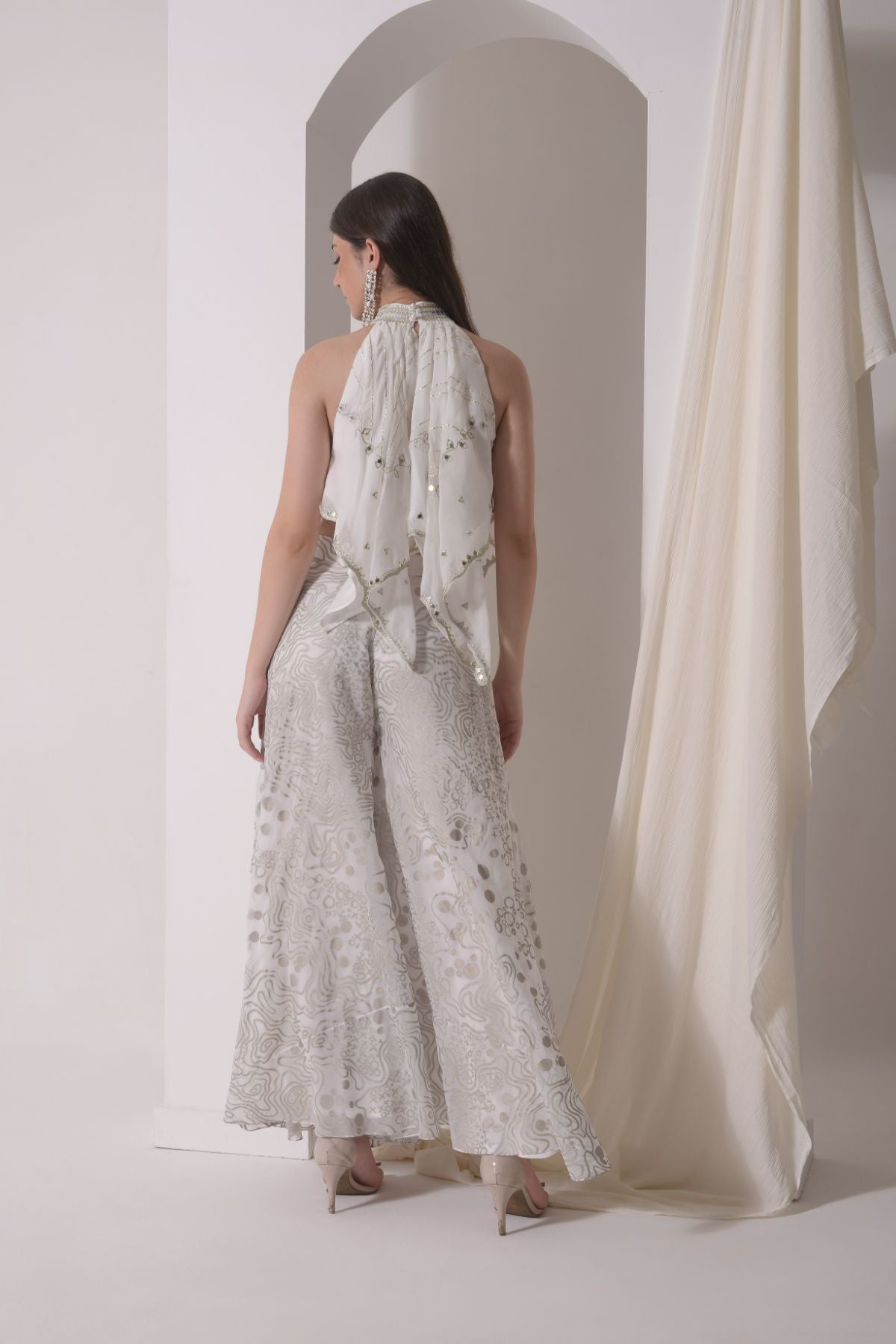 Asymmetrical halter top with foil sharara