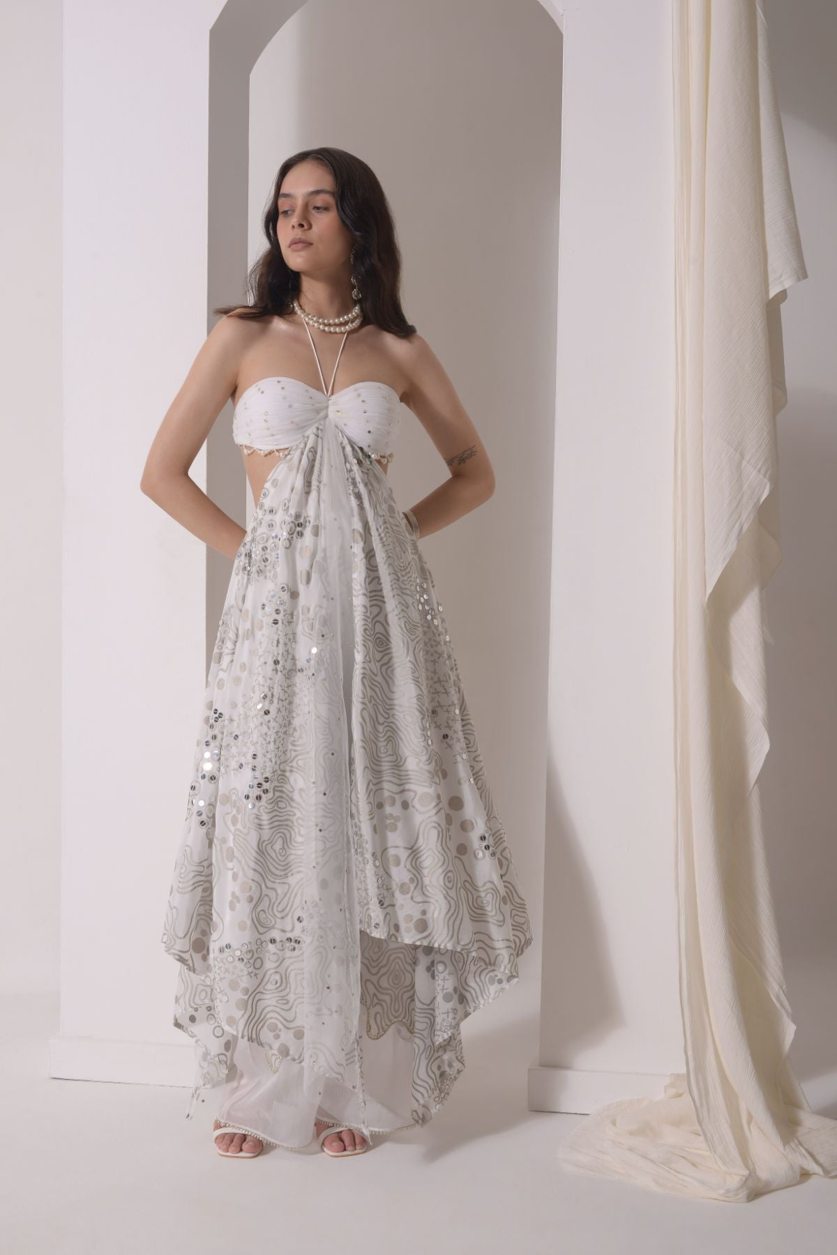 Foil tassel tunic with sharara and tulle dupatta