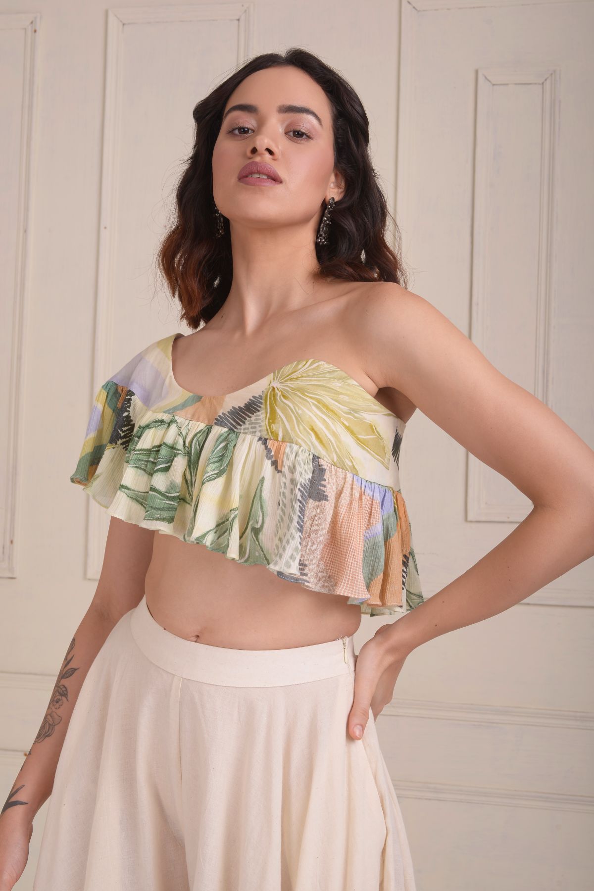 One- shoulder printed crop top with a sharara