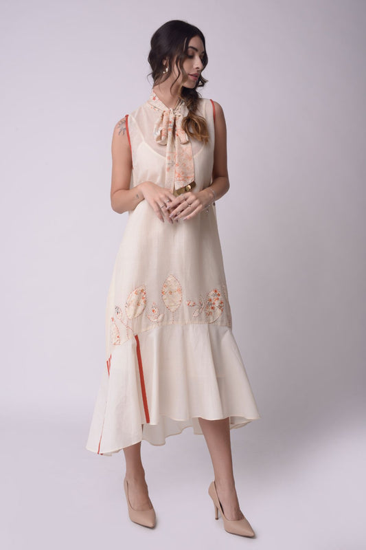 Appliqué A-line Dress With Printed Tie