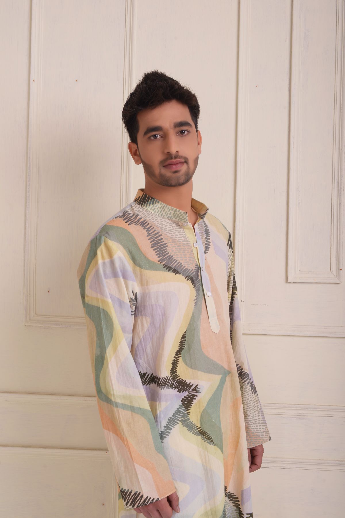 Printed kurta with straight pants
