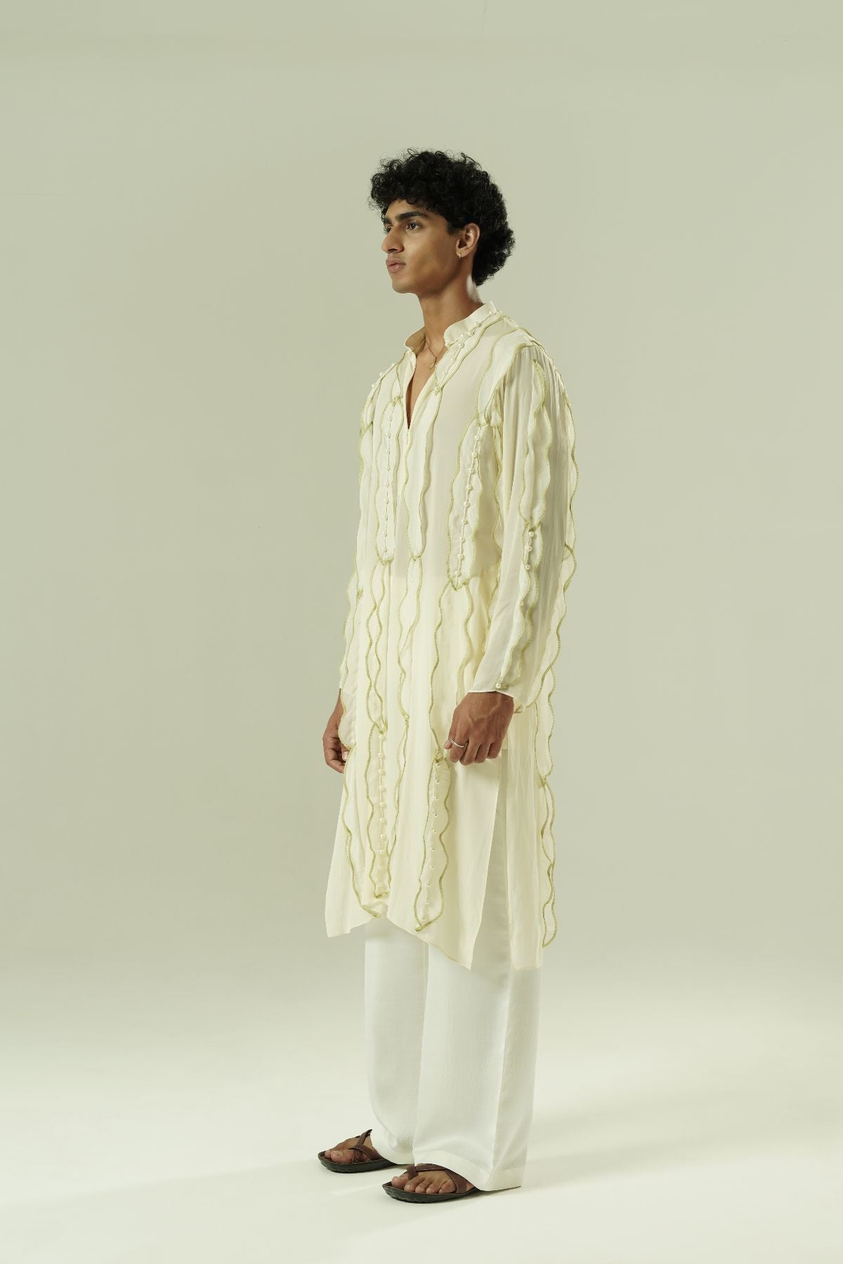 Leaflet Pearl Kurta