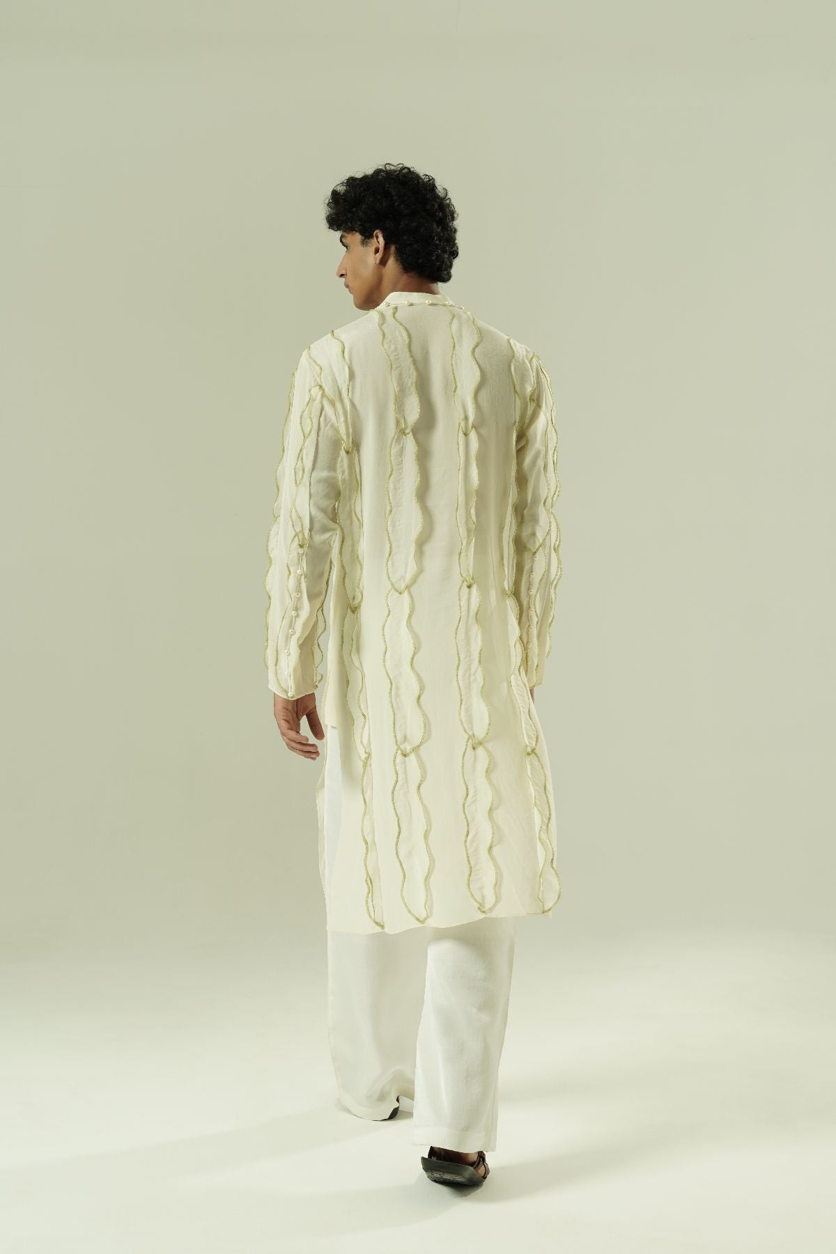 Leaflet Pearl Kurta