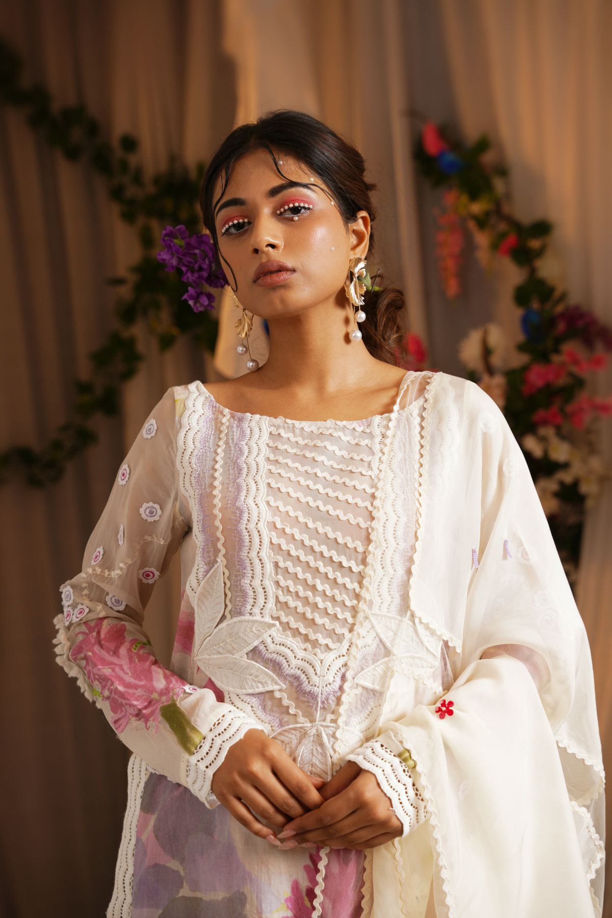 Vally Printed Kurta With Cropped Pants And Panelled Dupatta