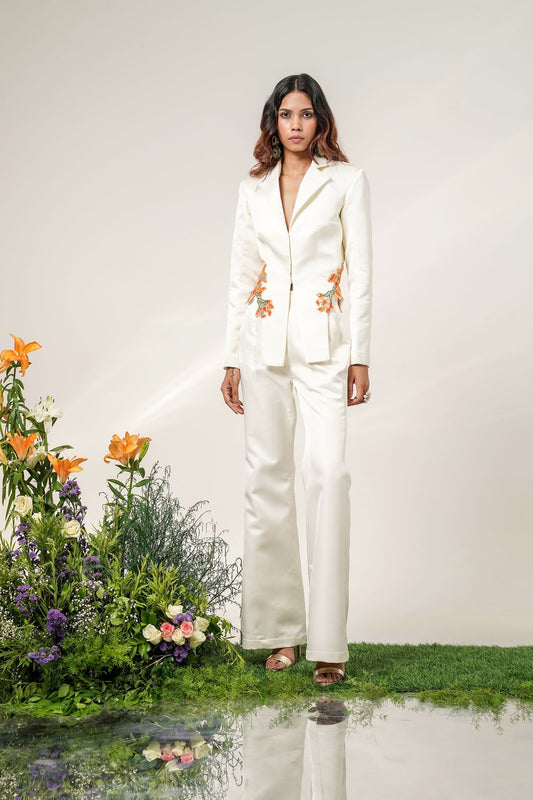 Solitary Bloom Pant Suit