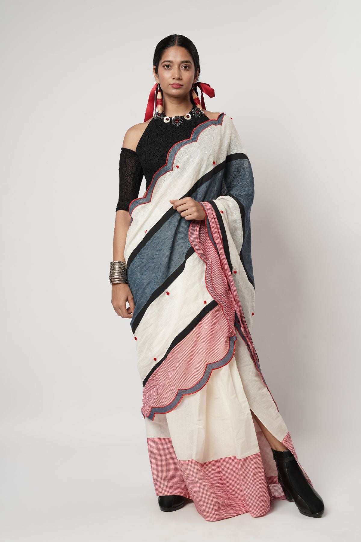 Gamcha Colour Block Scallop Saree Set