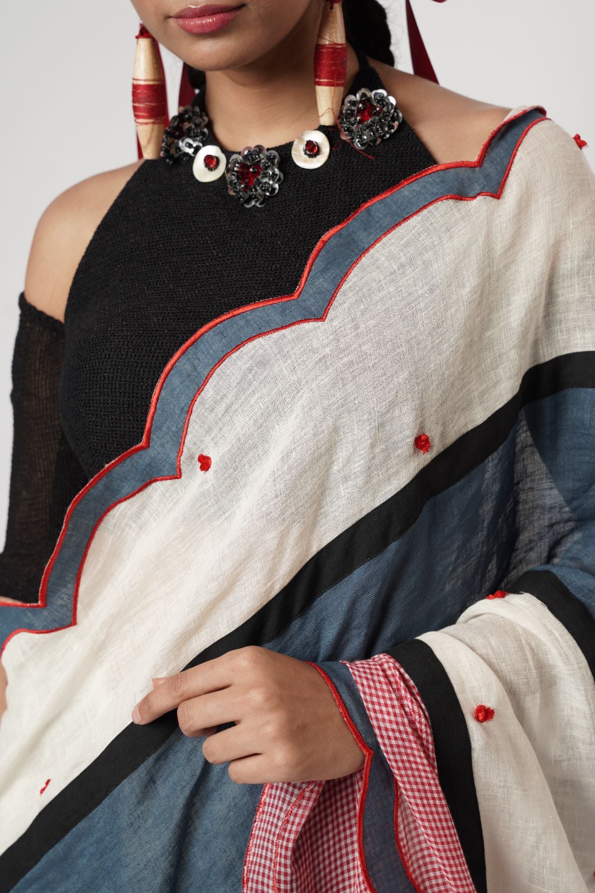 Gamcha Colour Block Scallop Saree Set