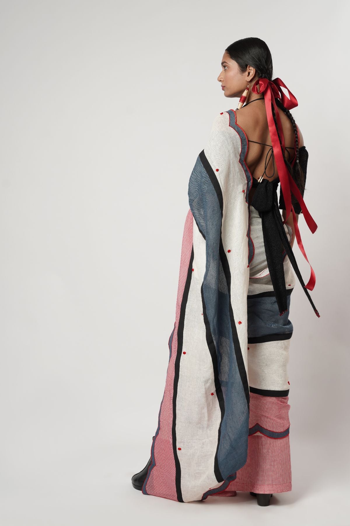 Gamcha Colour Block Scallop Saree Set