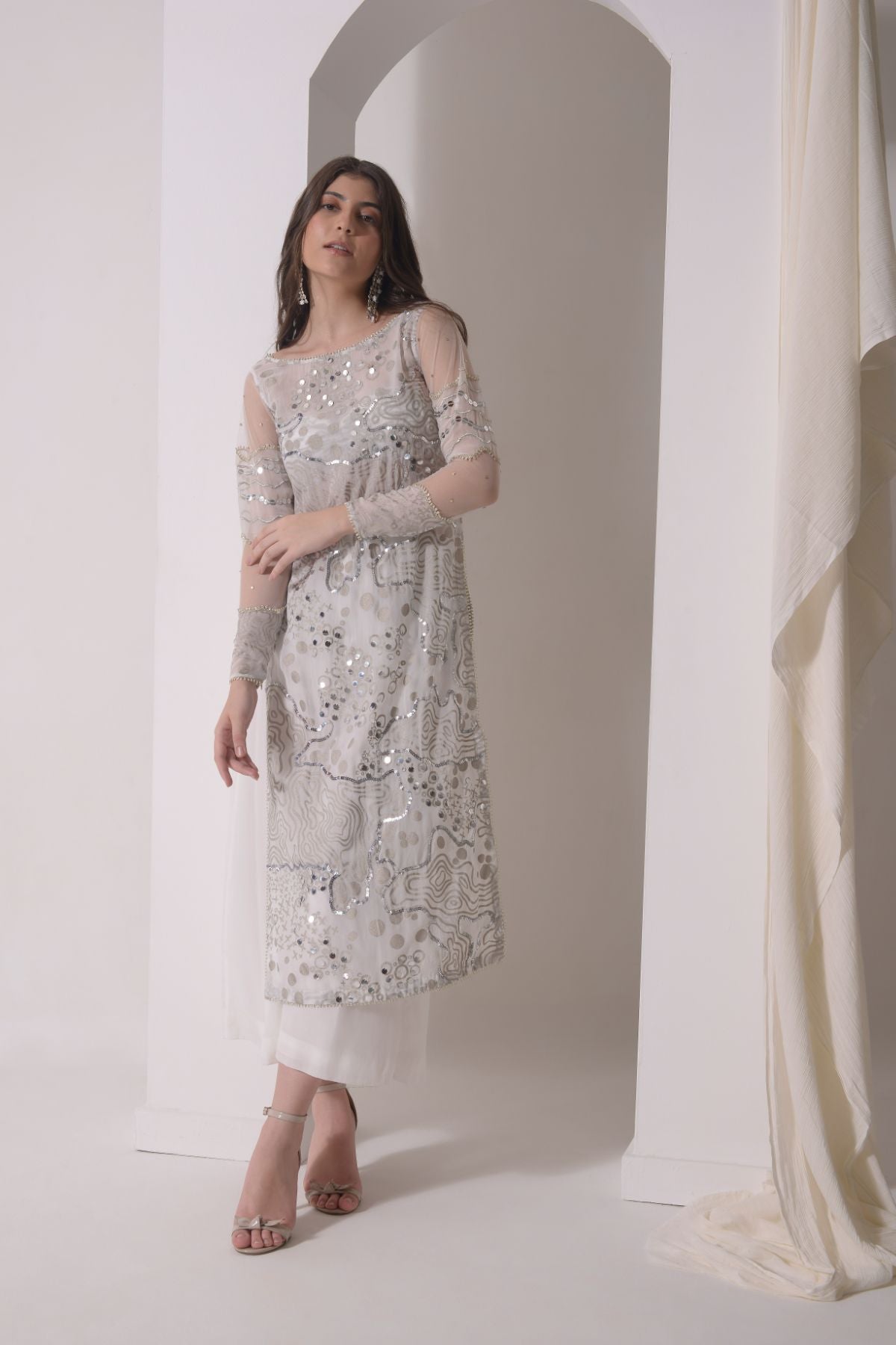 Foil twinkling kurta with A-line pants and tulle dupatta