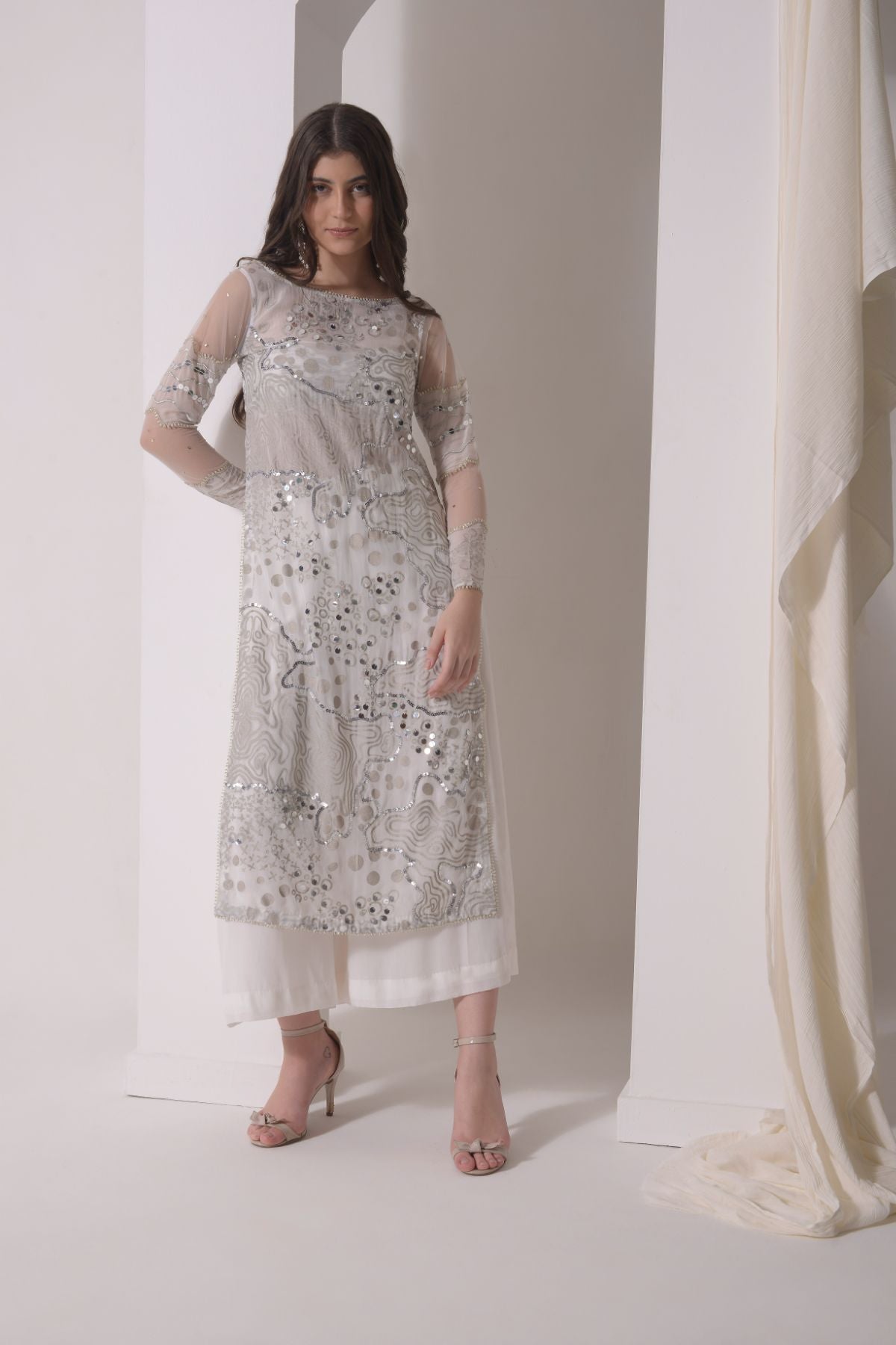 Foil twinkling kurta with A-line pants and tulle dupatta