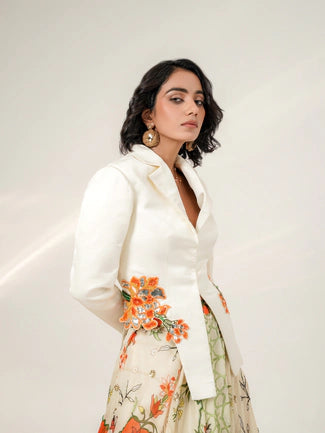 SCULPTED FLORA LEHENGA