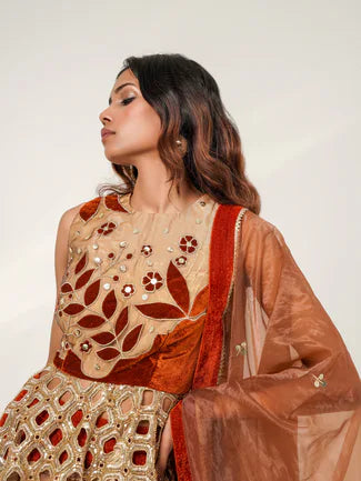 THE ROYALS LEHENGA