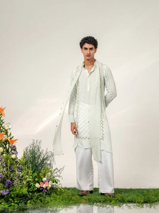 VICTORIAN GLEAM KURTA SET